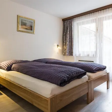 Haus Adora * Saas-Almagell