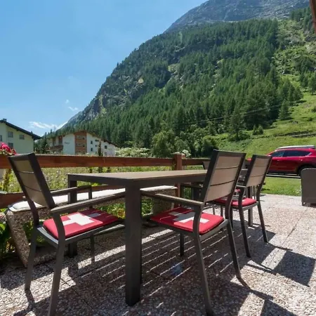 Haus Adora Apartamento